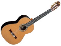 Акустическая гитара ADMIRA Soledad  